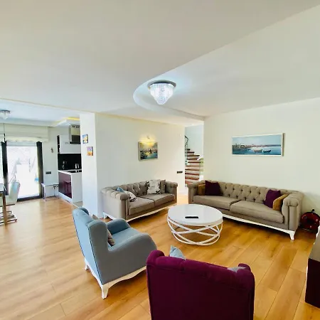 Vila Kusadasi'nda Havuzlu Lux Miray A7